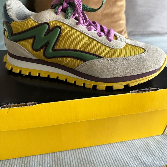 MARC JACOBS “The Jogger” Sneakers - Picture 13 of 14